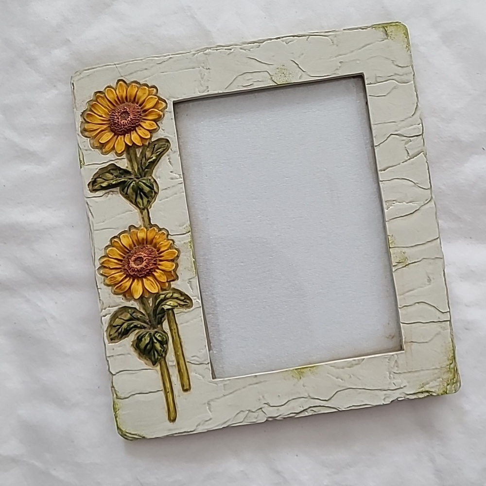 Beautiful clay Sunflower picture frameβ 4x6 - Picture 9 of 12